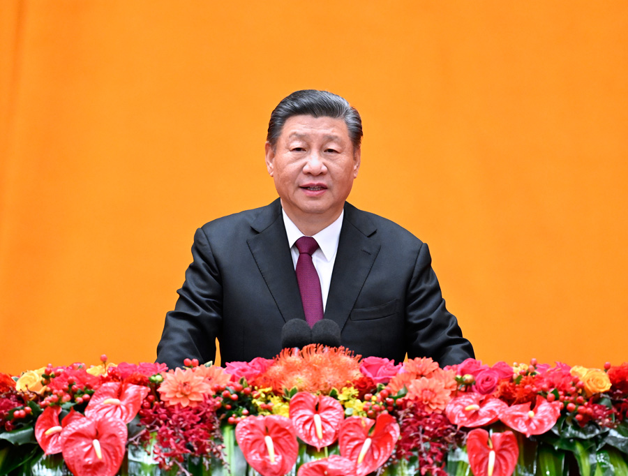 2月8日,中共中央、国务院在北京人民大会堂举行2024年春节团拜会。中共中央总书记、国家主席、中央军委主席习近平发表讲话。