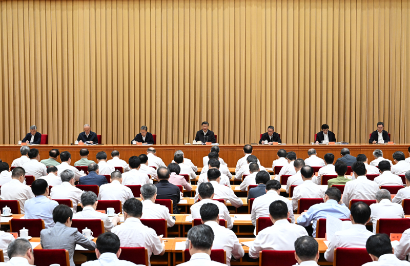 7月17日至18日，全国生态环境保护大会在北京召开。中共中央总书记、国家主席、中央军委主席习近平出席会议并发表重要讲话。李强、赵乐际、王沪宁、蔡奇、丁薛祥、李希出席会议。